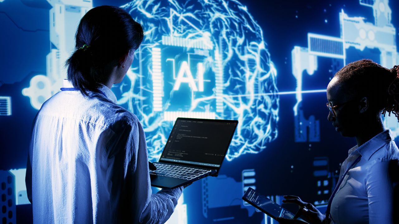 AI brein word weergegeven en er word nagedacht over het tegen gaan van AI shadow